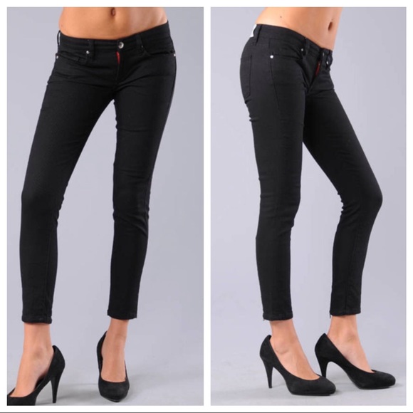 Blank NYC Denim - BLANK NYC black skinny jeans zipper ankle cropped